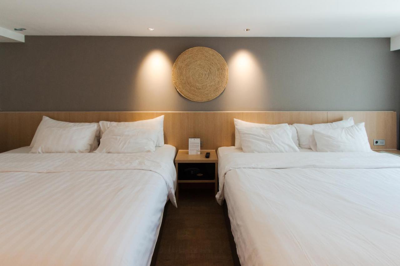 Aveta Hotel Malioboro Yogyakarta Luaran gambar