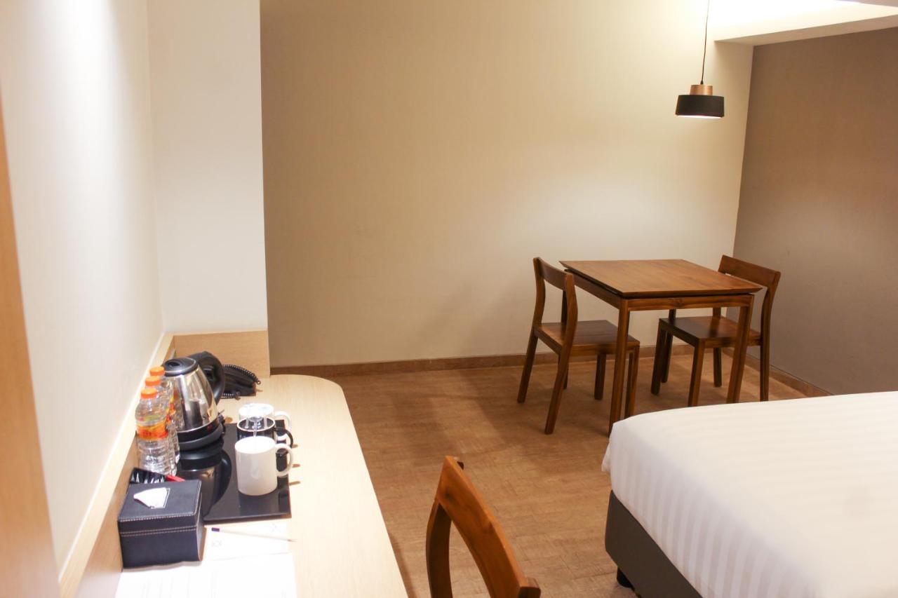 Aveta Hotel Malioboro Yogyakarta Luaran gambar